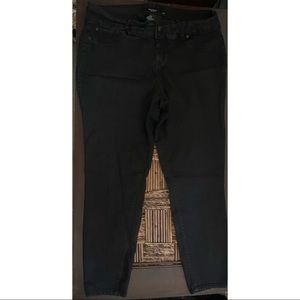 Torrid black jeggings